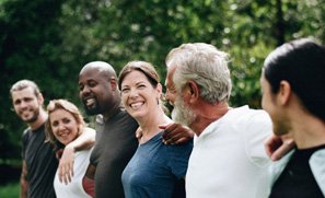 Invisalign patient in Kent out with friends at park